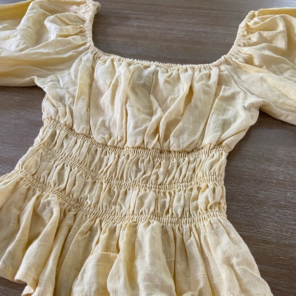 Forever 21 Light Yellow Gauze Short Sleeve Puff Sleeve - Picture 4 of 7